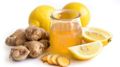 فوائد الزنجبيل والليمون والعسل للكحة