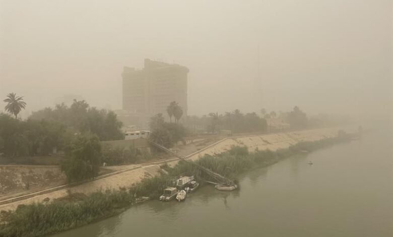 طقس العراق: موجة غبار كثيفة تجتاح البلاد إبتداء من يوم الأحد المقبل